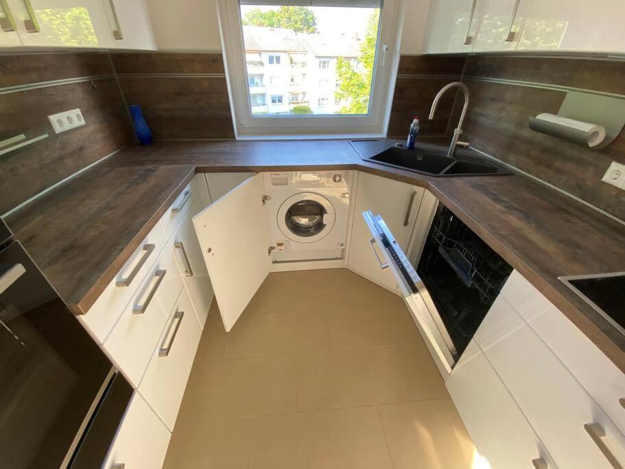 Apartment Luxury With Air Conditioning & Jaccuzzi Near Frankfurt Wiesbaden