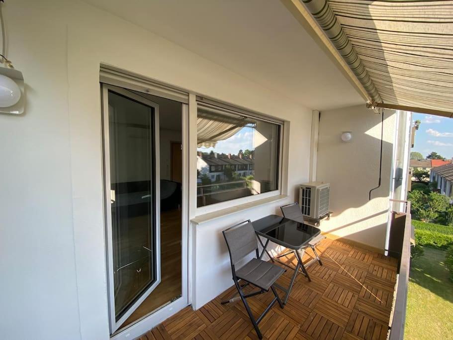 Luxury With Air Conditioning & Jaccuzzi Near Frankfurt Wiesbaden Apartment Hofheim am Taunus