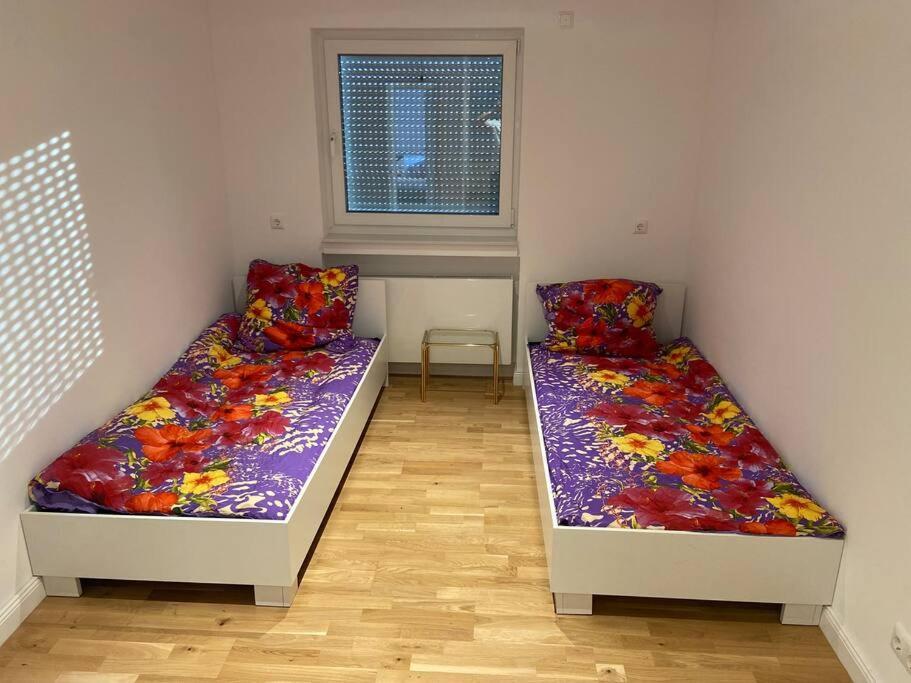 Apartment Luxury With Air Conditioning & Jaccuzzi Near Frankfurt Wiesbaden Hofheim am Taunus